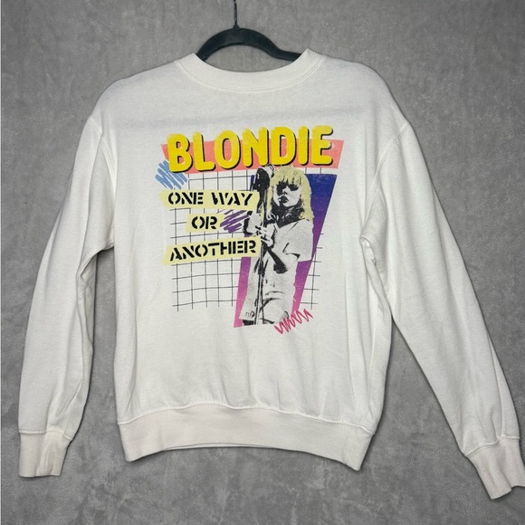 BLONDIE Tops - Blondie Graphic Sweatshirt